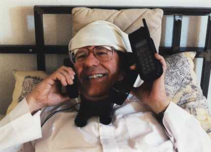 "Bitte drei Pizzas und eine kleine Di�tcola ohne Eis!"